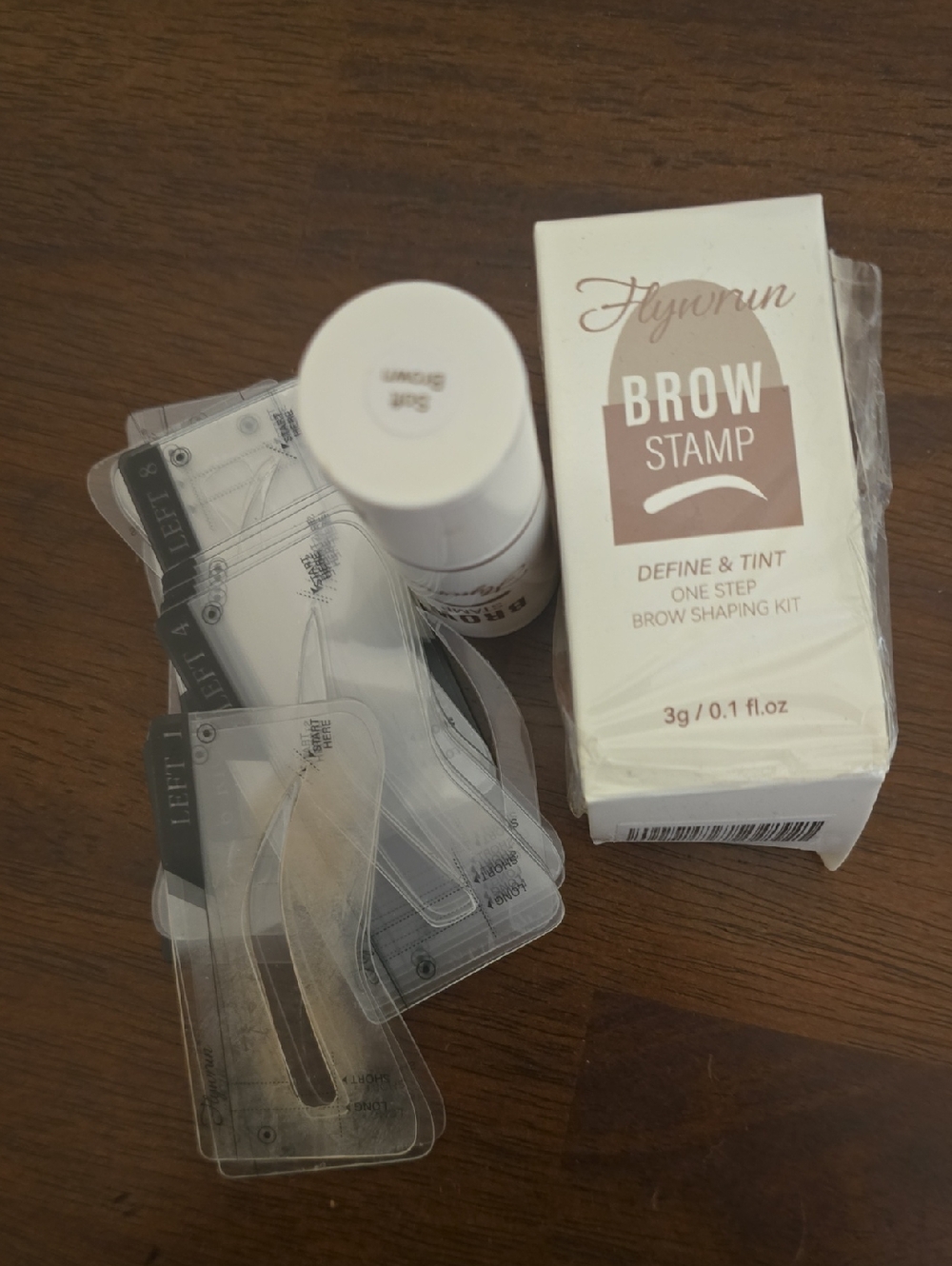 Brow Stamp Define & Tint Kit - Beige
